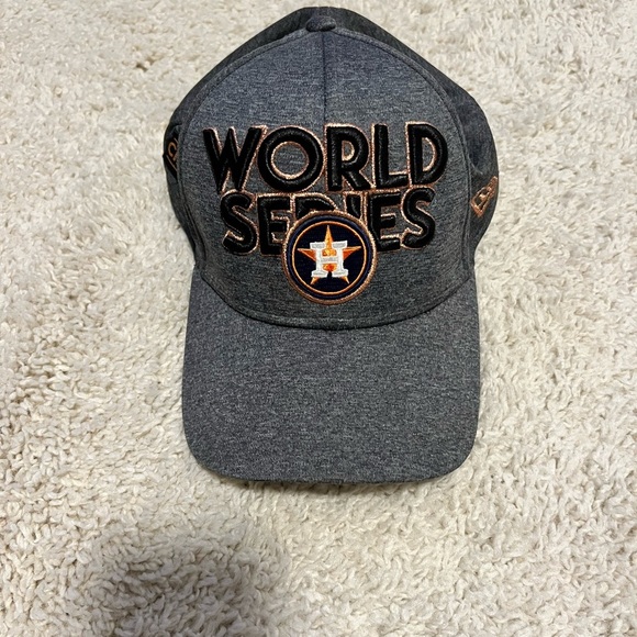 Houston Astros 2017 World Series Champions 39THIRTY Cap - Picture 1 of 5